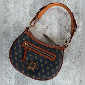 DOONEY & BOURKE WOMEN'S CRESCENT HOBO Navy NWOT